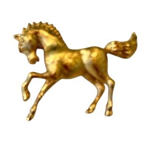 Vintage Monet Gold tone dimensional Horse Brooch marked